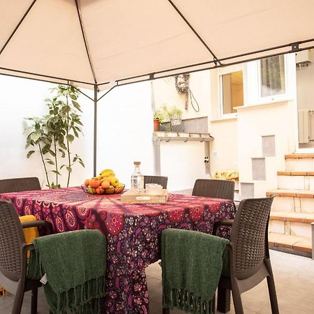 Lugar Especial, Gran Patio, Junto Al Ayuntamiento Διαμέρισμα Μπιλμπάο Εξωτερικό φωτογραφία