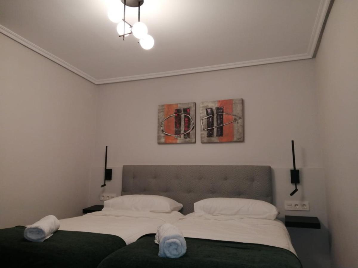 Lugar Especial, Gran Patio, Junto Al Ayuntamiento Διαμέρισμα Μπιλμπάο Εξωτερικό φωτογραφία